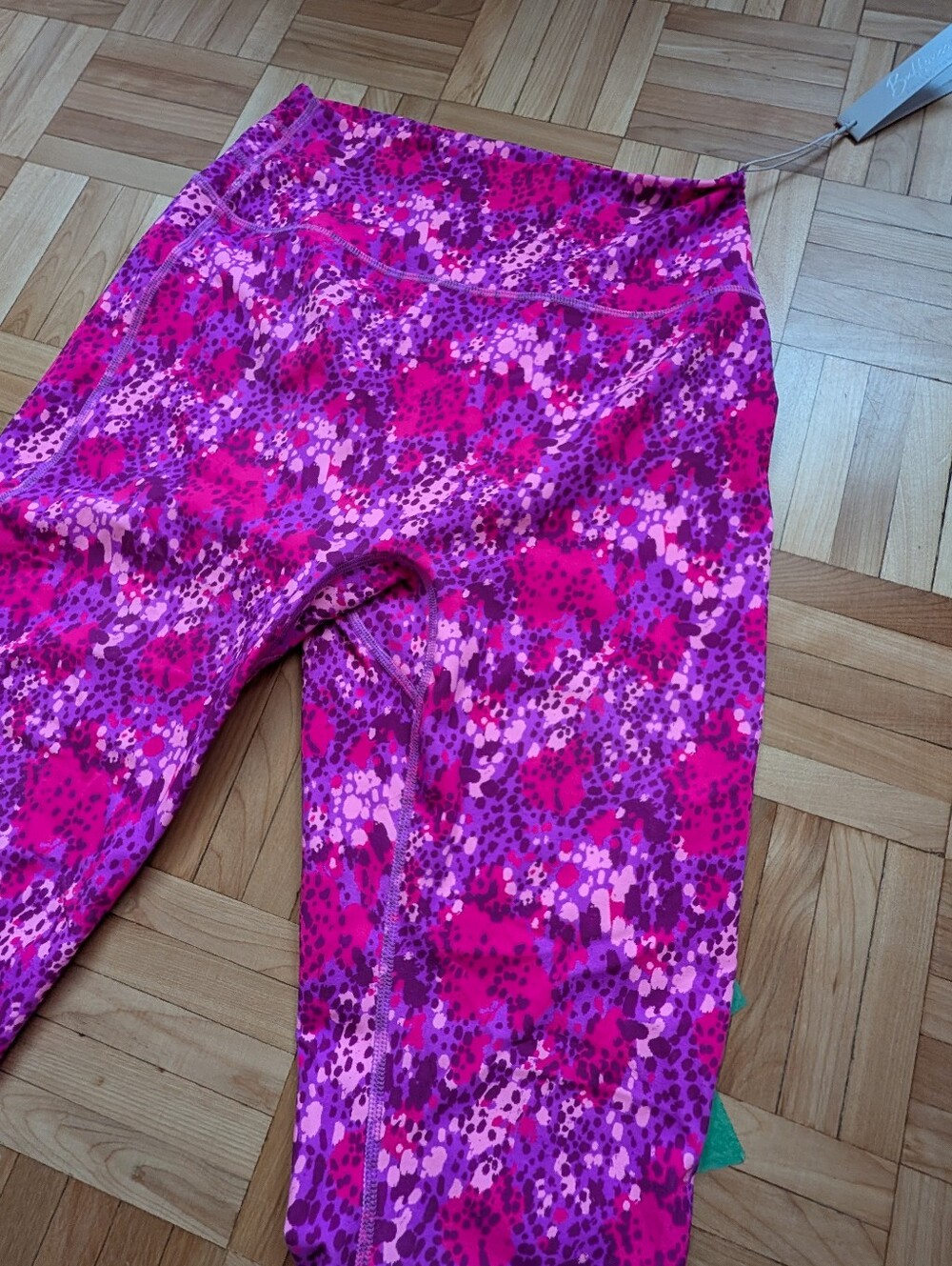 Buff bunny Legacy Leggings - Picture 2 of 5